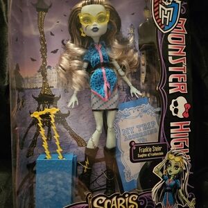 Monster High Frankie Stein Scaris City of Frights
